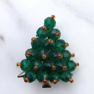 Christmas Tree Brooch Faceted Green Beads w Red Toppers 1960s